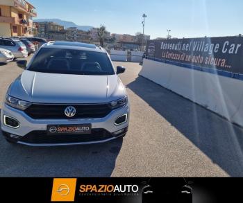 View Volkswagen, T-ROC NUOVO MODELLO, BIANCO, 2019, Benzina, 1 Km