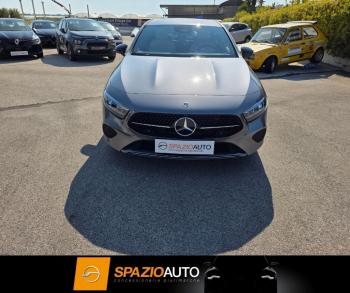 View Mercedes-Benz, A180 BERLINA NUOVO MODELLO, GRIGIO METALLIZZATO, 2023, Diesel, 20757 Km